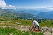 © Intersport resort center - Corbier Tourisme