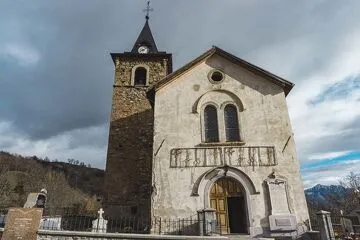 © Church of Saint Pierre aux liens - Villarembert - Corbier Tourisme