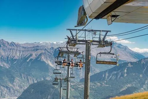 Le Mont Corbier par le Sybelles Express