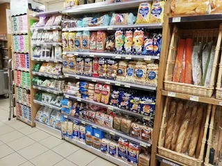 © Sherpa supermarché Galaxie - Corbier Tourisme