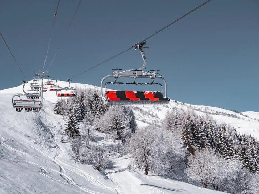© Télésiège La Voie Lactée pour les piétons_Le Corbier - Office de Tourisme Le Corbier
