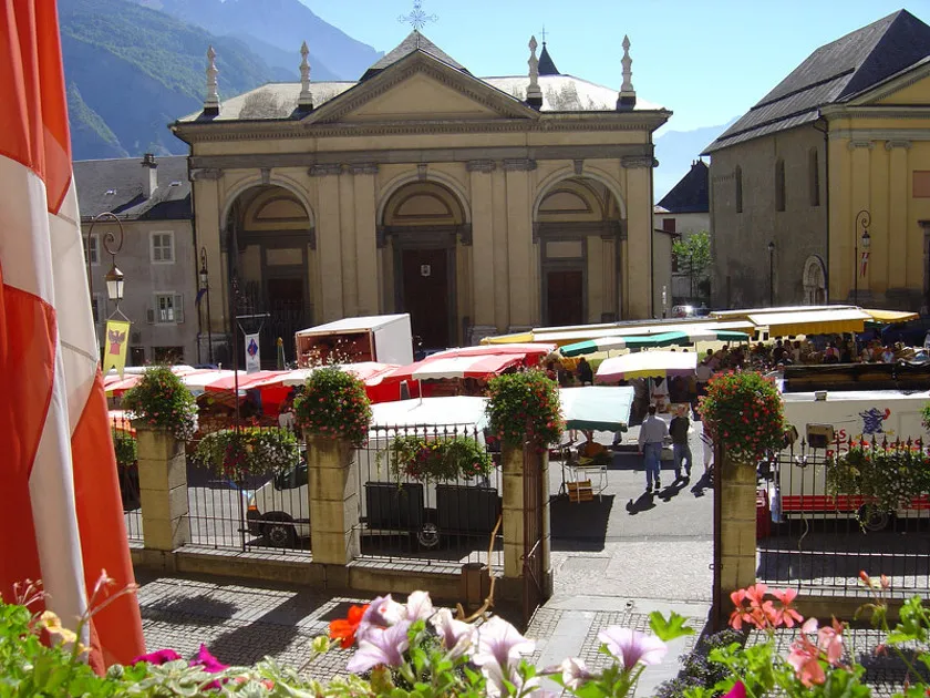 © Cathédrale Saint-Jean-Baptiste de Saint-Jean-de-Maurienne - OTICoeurdemaurienne