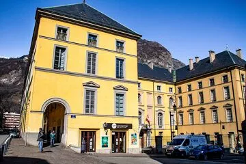 © The Episcopal Palace - OTICoeurdemaurienne