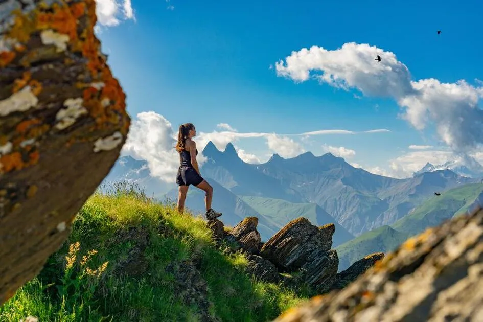 © Le Mont Corbier à Corbier, par la Vernaz_Le Corbier - Office de Tourisme Le Corbier