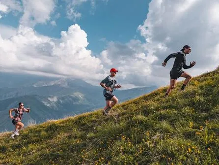 Col d'Arves, de bergkammen van de Ouillon, Grand Truc en La Toussuire - Trailroute