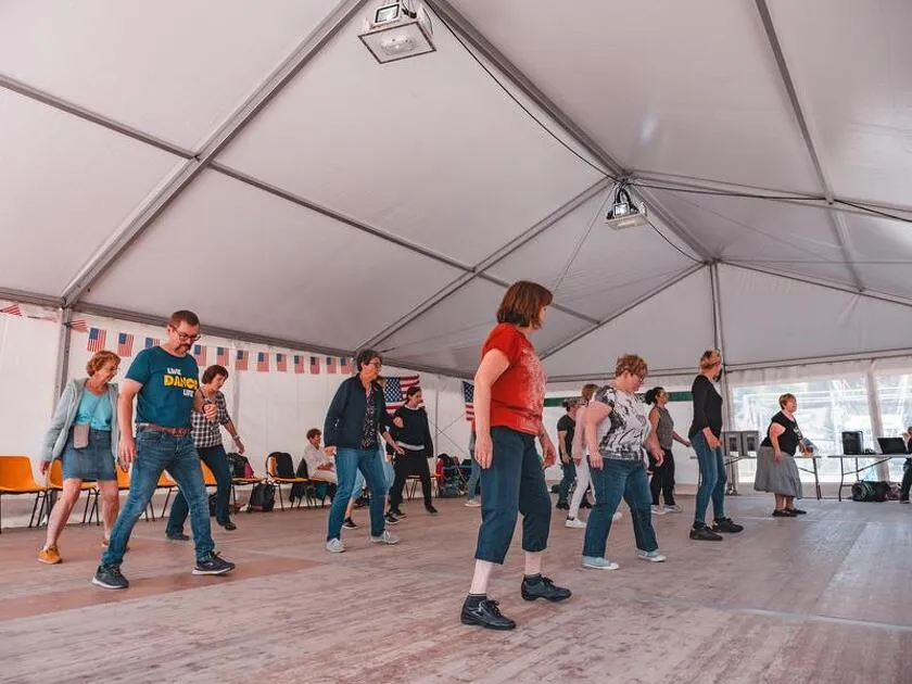 Les 24, 25 et 26 juillet : Festi' Danse du Corbier. Initiations de danses en ligne sur musique country et actuelles_Le Corbier