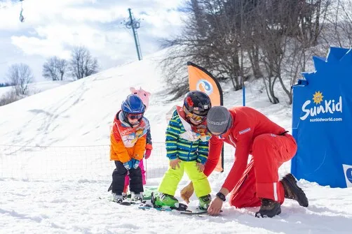 Cours de ski collectifs au Club Piou-Piou - Jardin d'enfants (3 - 4 ans)