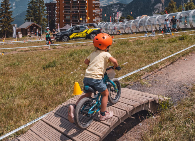 La montagne à vélo présentation enfant 
